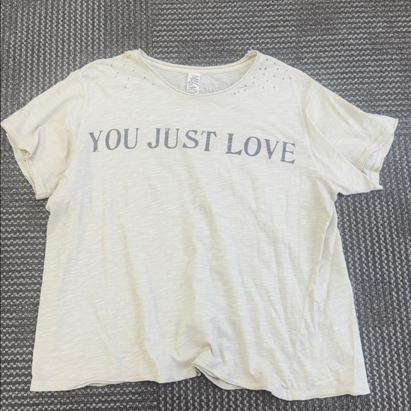 Magnolia Pearl “You Just Love” Cream Boyfriend Distressed Tee, One Size - Picture 4 of 9